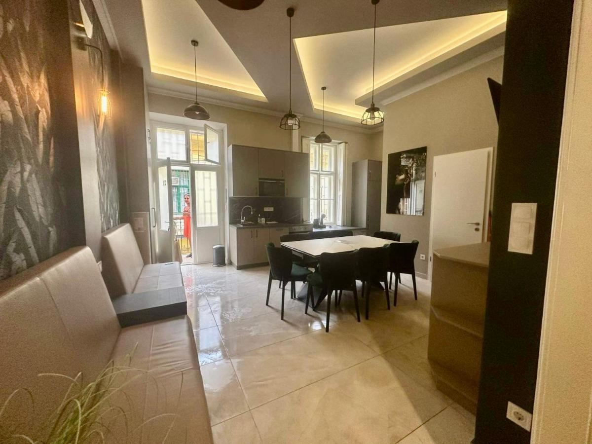 Orangehomes High Class 4 Bedroom Apartment 布达佩斯 外观 照片